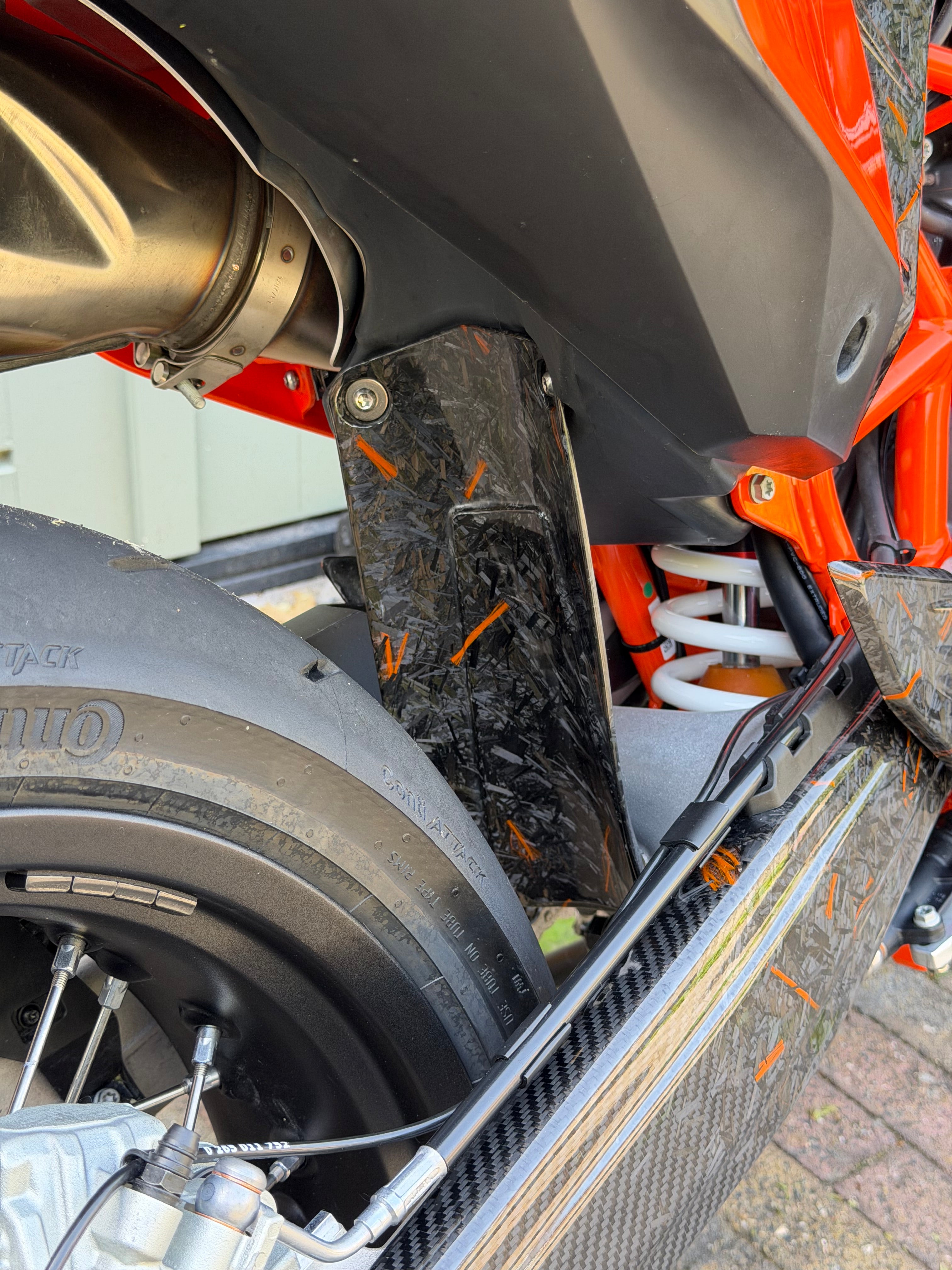 REAR SHOCK GUARD
